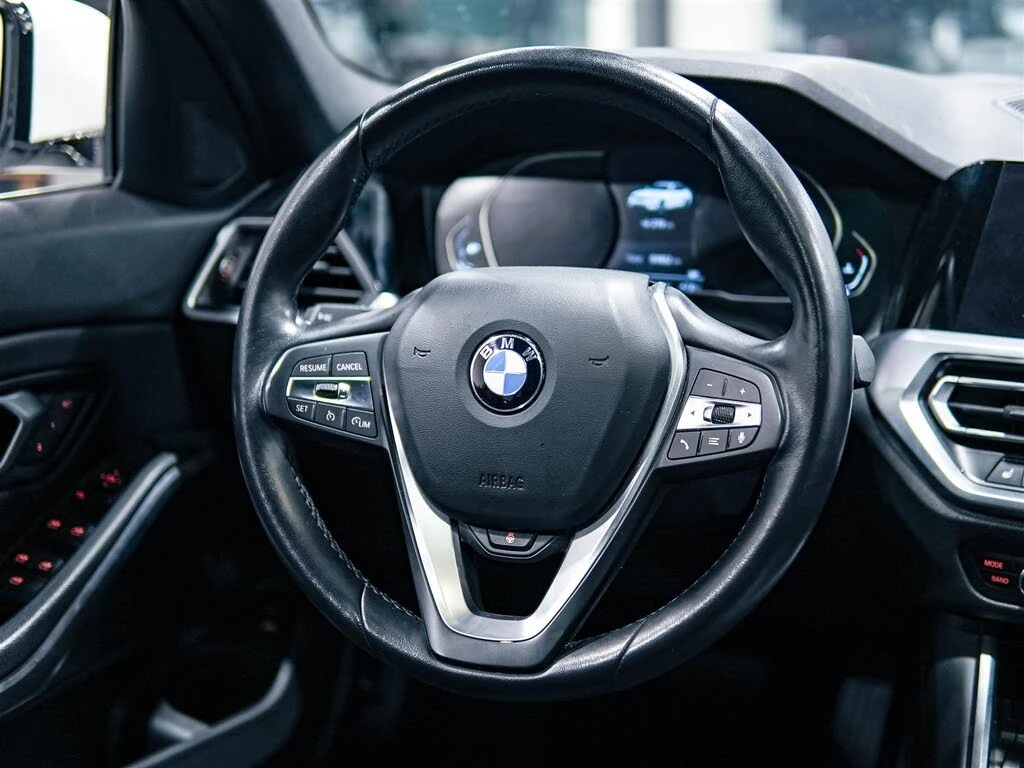 BMW 330 * HARMON&KARDON* * HeadUp* AвтоКредит* (ЦЕНА ДО БГ - изображение 10