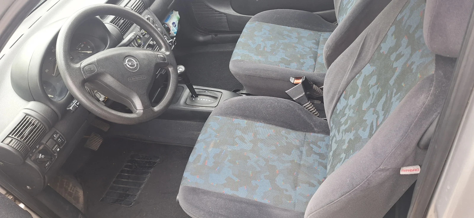 Opel Corsa Автомат, снимка 7 - Автомобили и джипове - 53933469