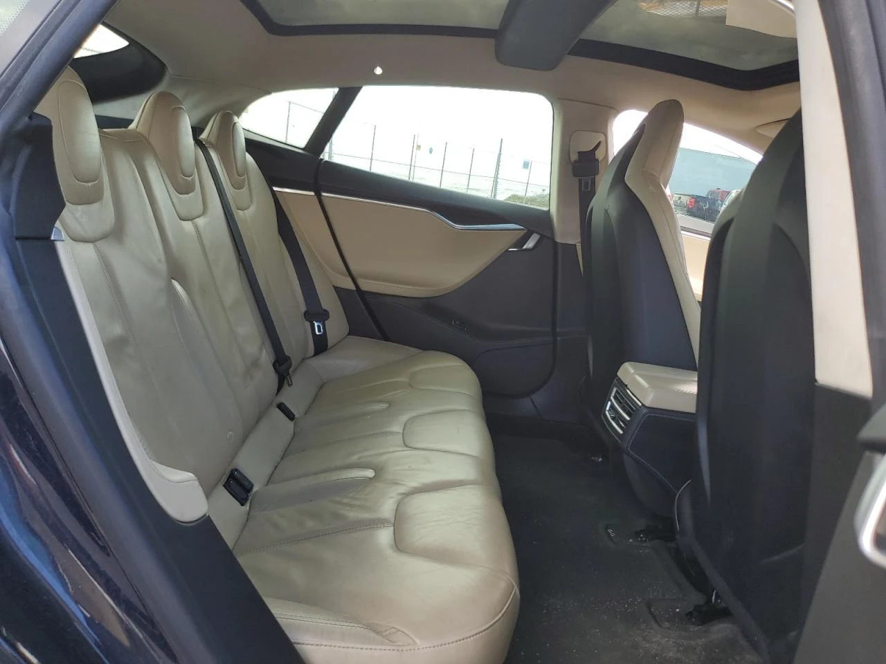 Tesla Model S P85, снимка 11 - Автомобили и джипове - 54623276