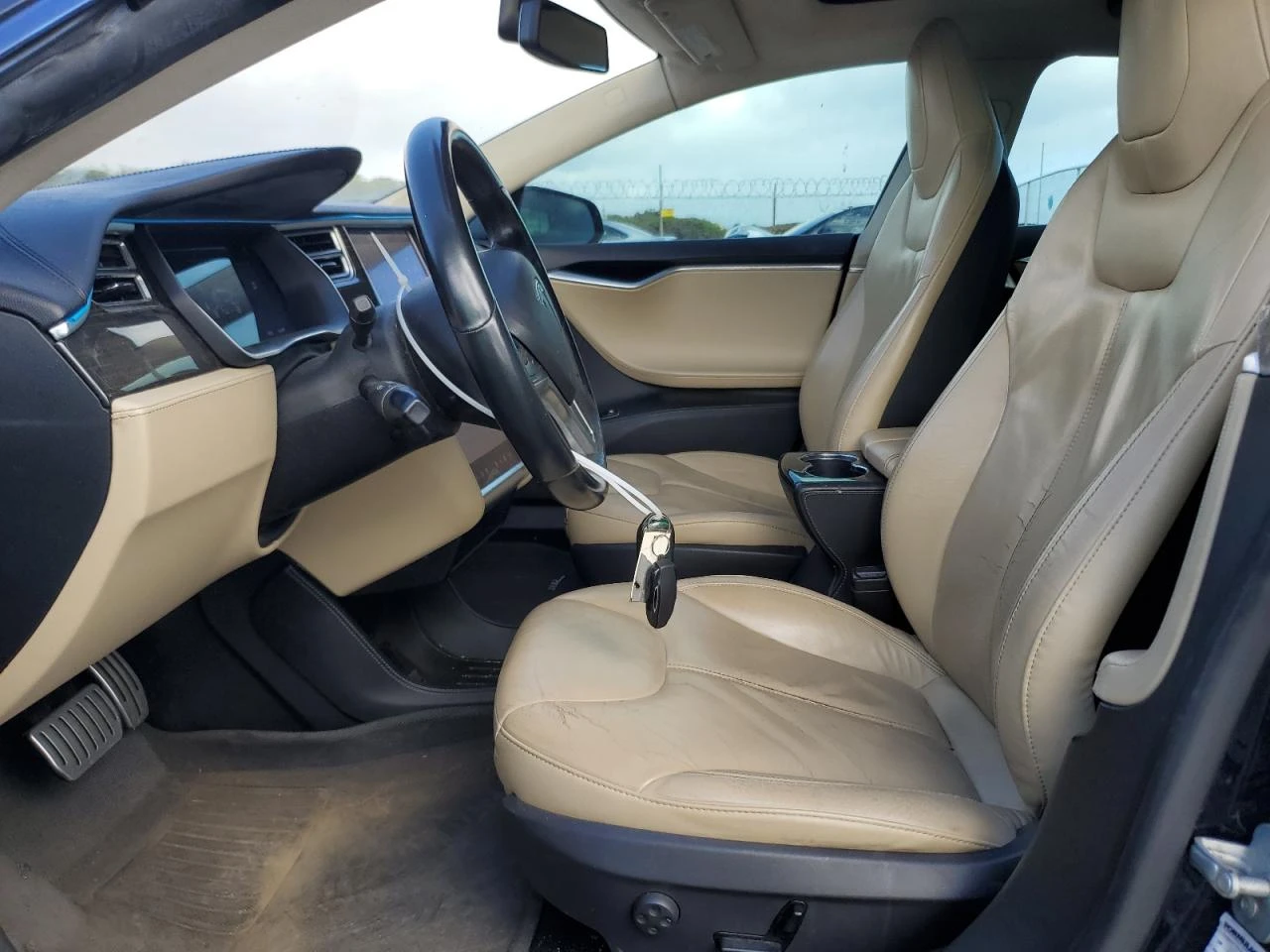 Tesla Model S P85, снимка 7 - Автомобили и джипове - 54623276