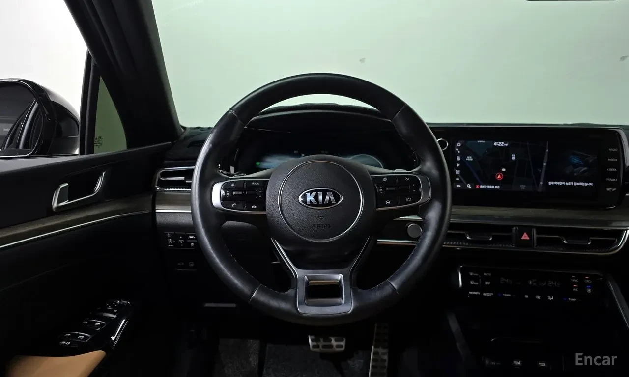 Kia K5 Hybrid 3rd Generatio, снимка 12 - Автомобили и джипове - 54749692