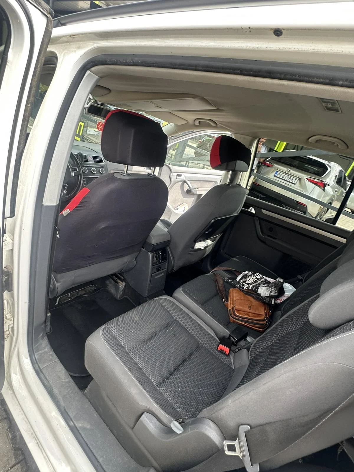 VW Touran, снимка 5 - Автомобили и джипове - 54983075
