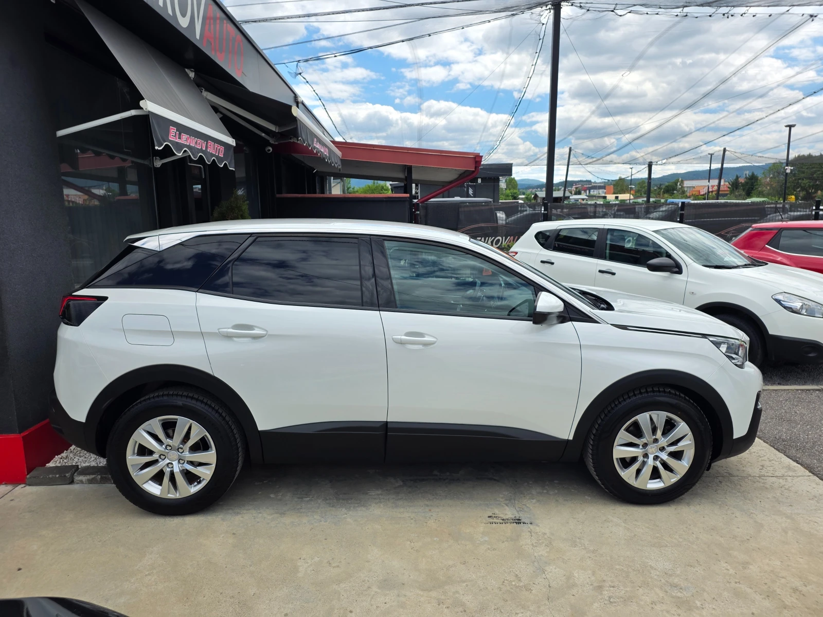 Peugeot 3008 1.2I-131к.с EURO 6b-НАВИГАЦИЯ-ШВЕЙЦАРИЯ, снимка 5 - Автомобили и джипове - 55166485