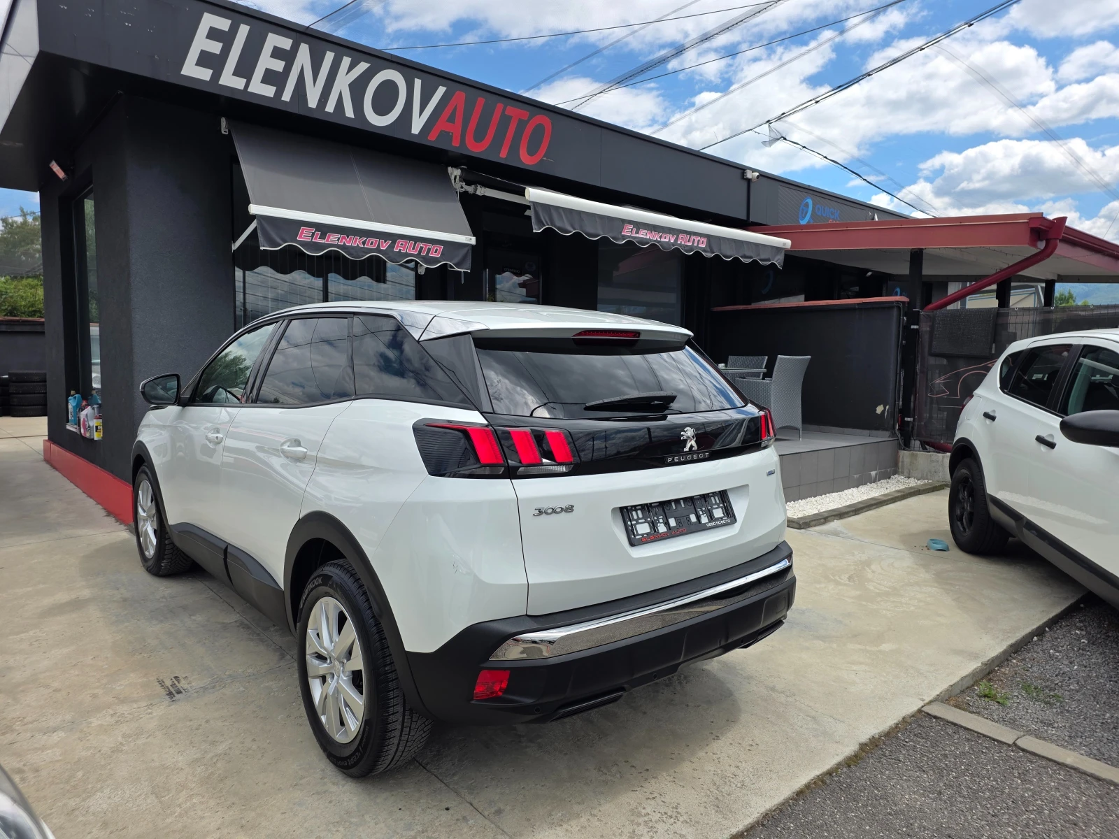 Peugeot 3008 1.2I-131к.с EURO 6b-НАВИГАЦИЯ-ШВЕЙЦАРИЯ, снимка 6 - Автомобили и джипове - 55166485
