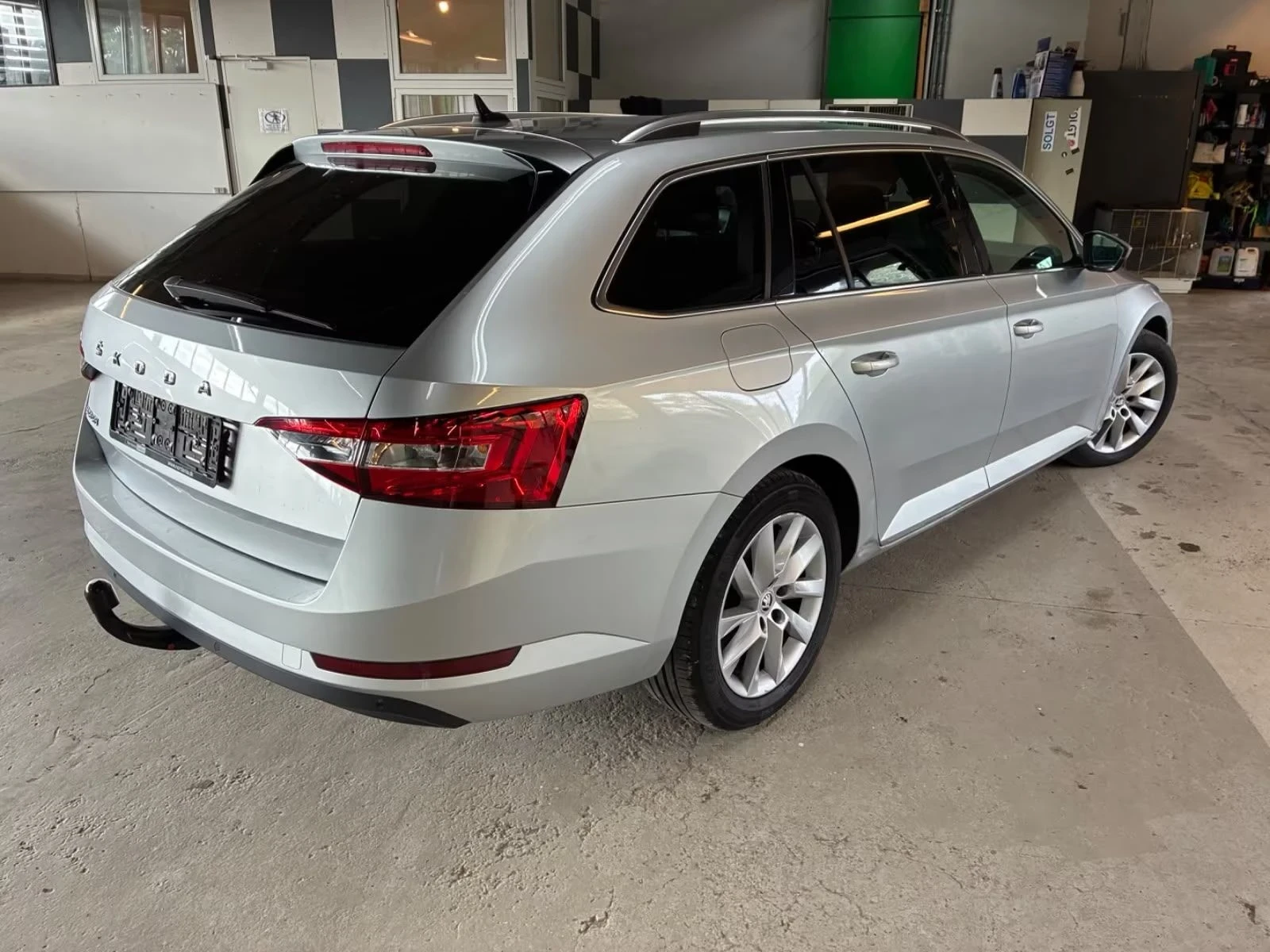 Skoda Superb 2.0 TDI 150 | Combi | DSG7 | MY2021, снимка 6 - Автомобили и джипове - 56149896