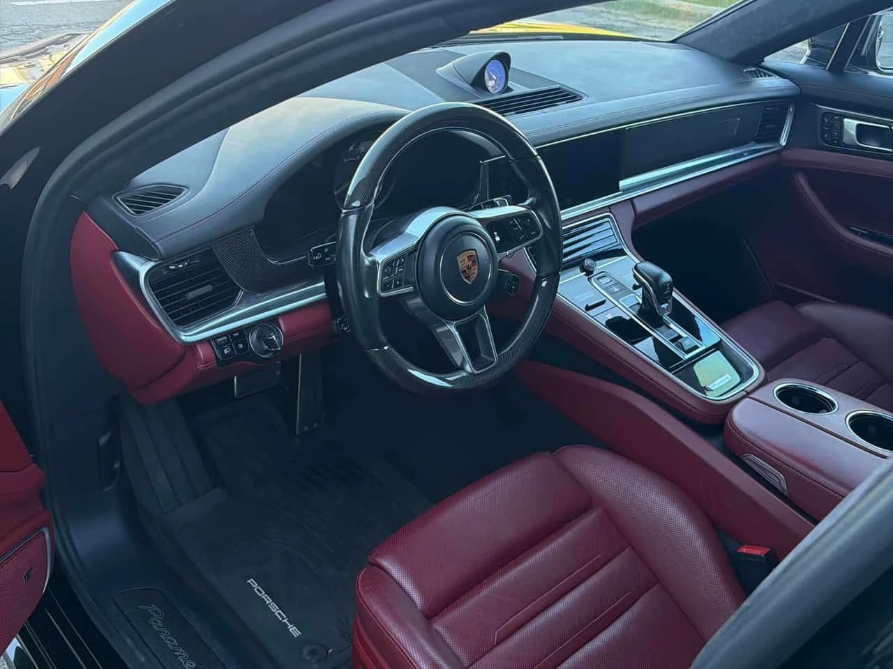 Porsche Panamera * Turbo S * АВТОКРЕДИТ БЕЗ ПЪРВОНАЧАЛНА ВНОСКА* , снимка 5 - Автомобили и джипове - 56192482