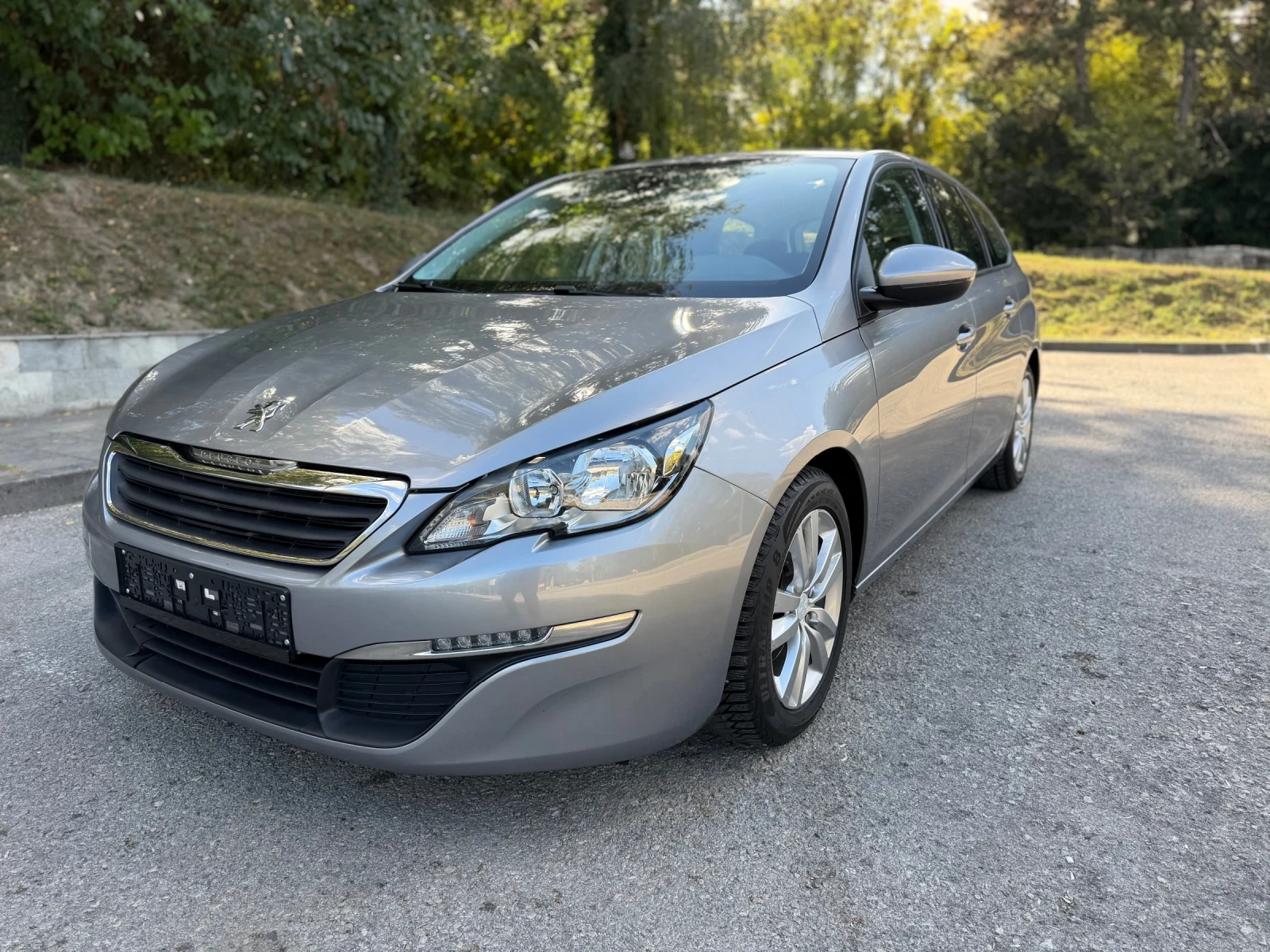 Peugeot 308 1.6 HDI 120 kc., снимка 2 - Автомобили и джипове - 56223525