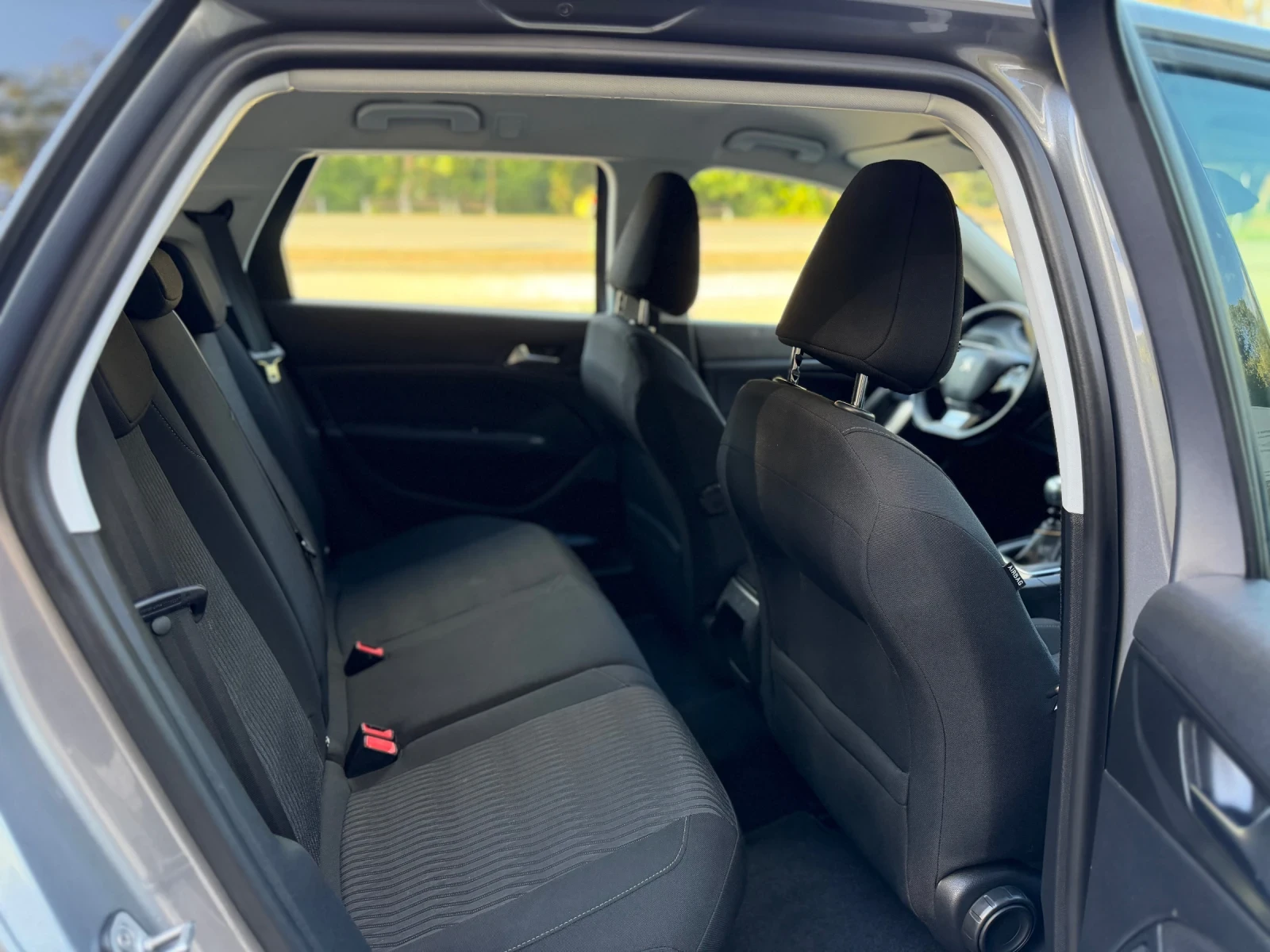 Peugeot 308 1.6 HDI 120 kc., снимка 11 - Автомобили и джипове - 56223525