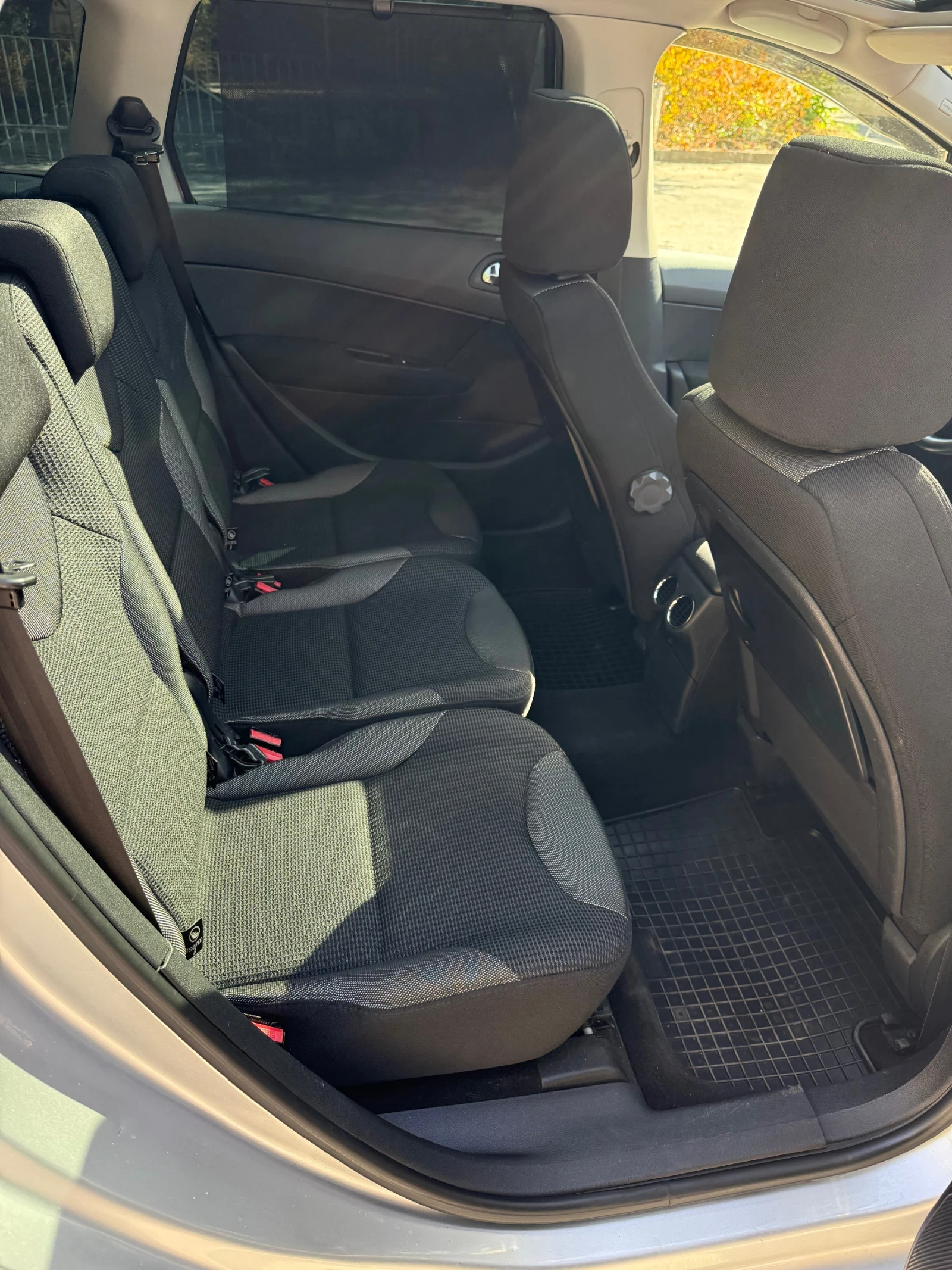 Peugeot 308, снимка 7 - Автомобили и джипове - 56441348