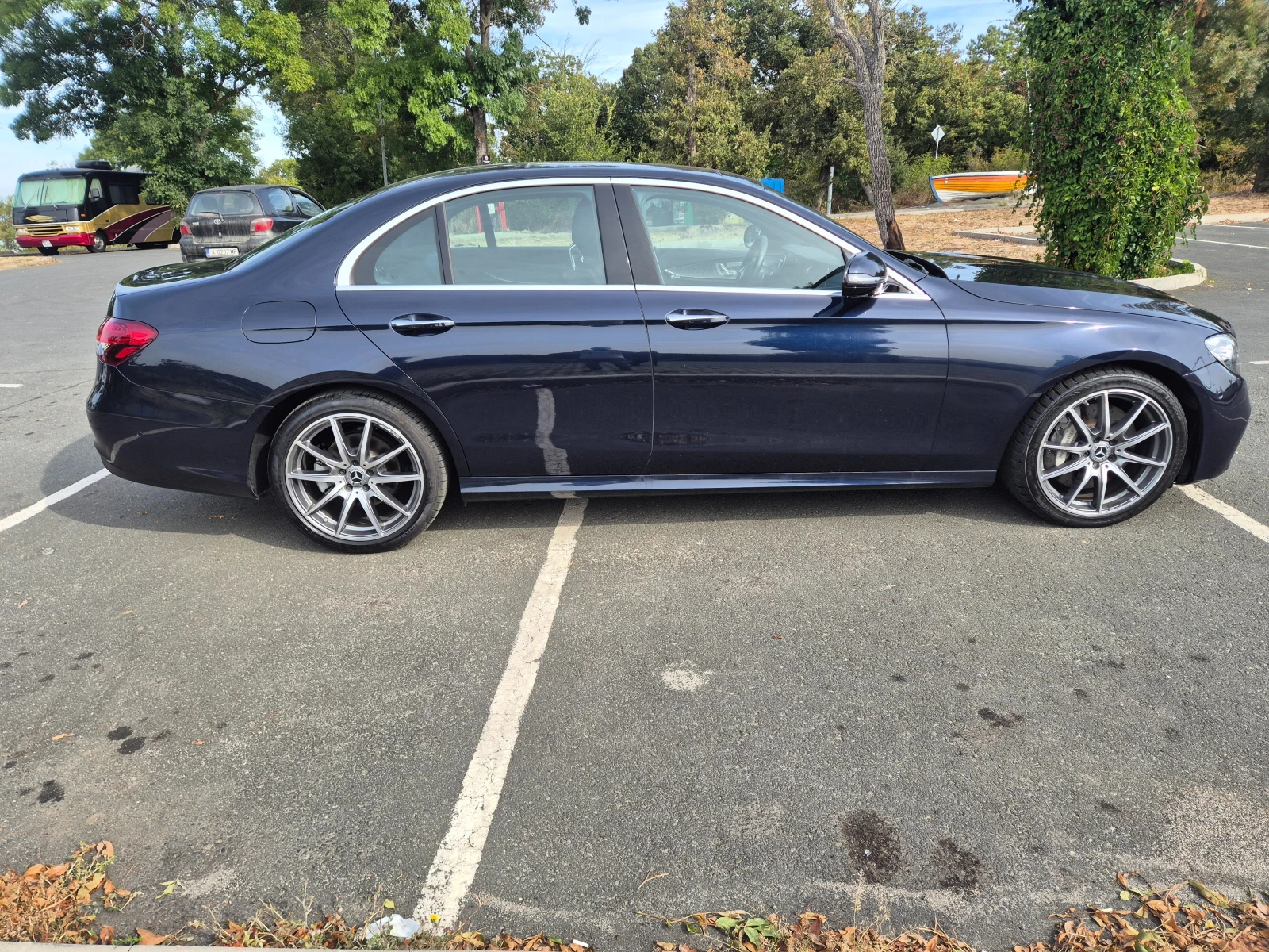 Mercedes-Benz E 350 E 350 4matic, снимка 4 - Автомобили и джипове - 56646945
