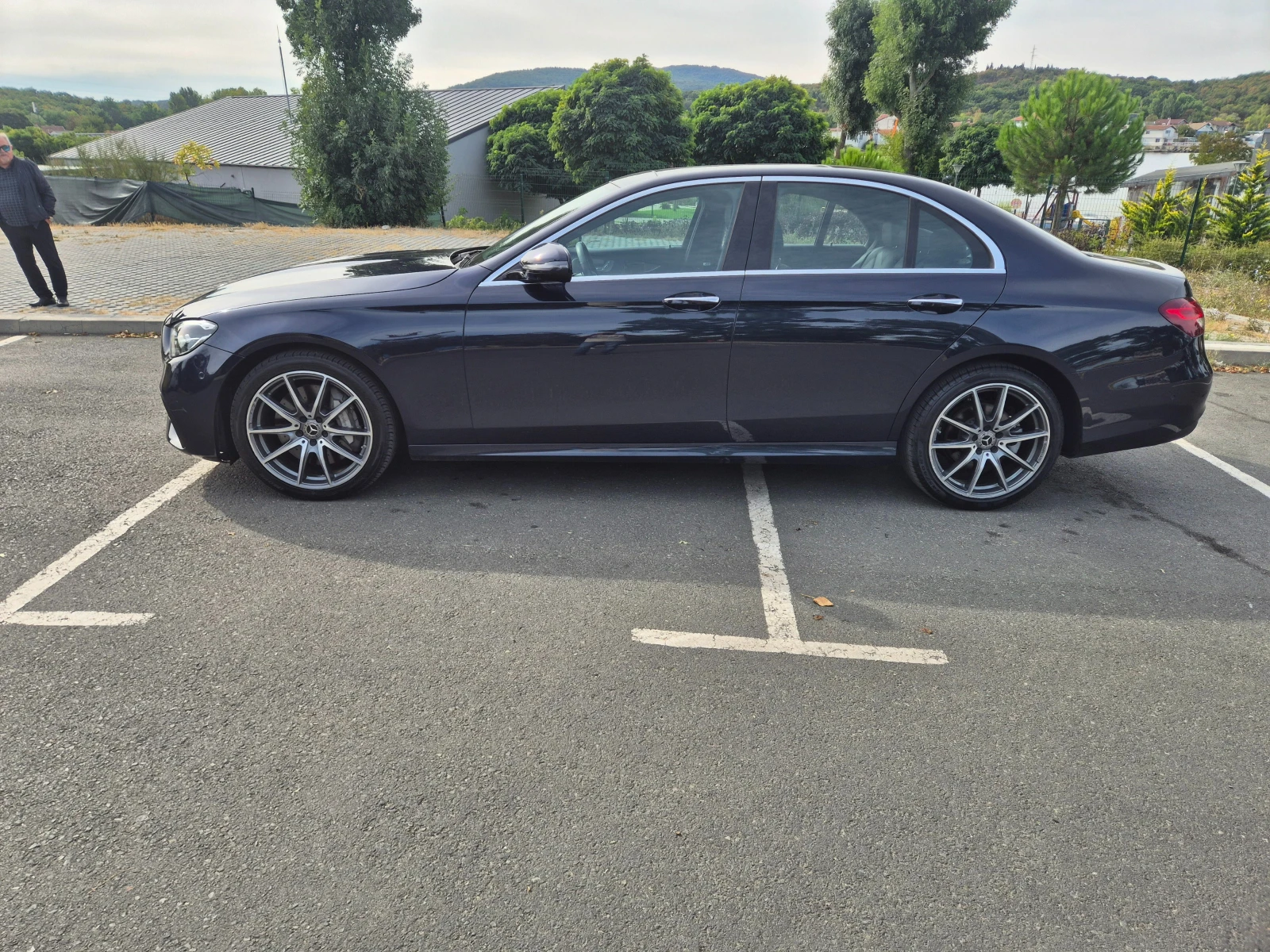 Mercedes-Benz E 350 E 350 4matic, снимка 5 - Автомобили и джипове - 56646945