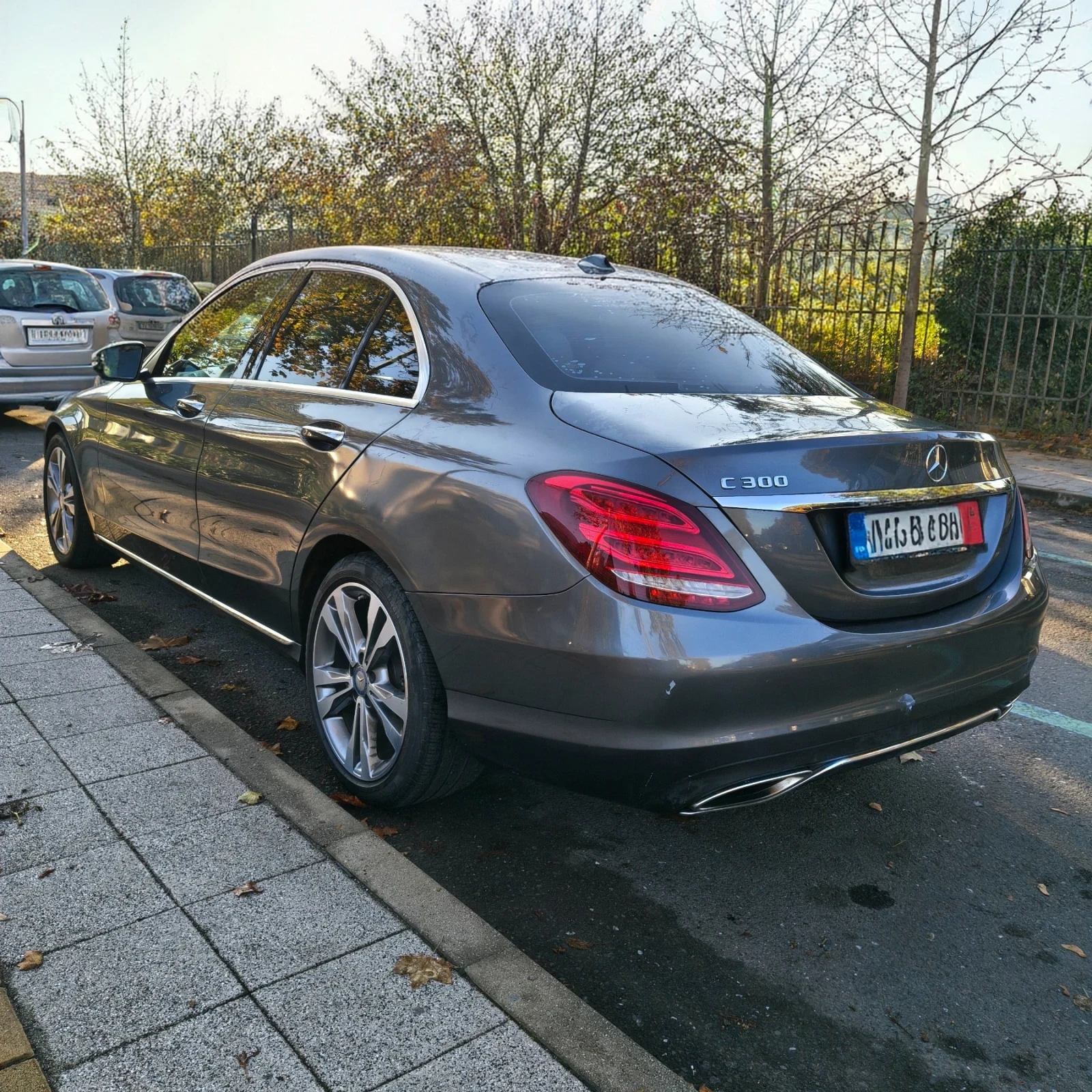 Mercedes-Benz C 300 С300, снимка 5 - Автомобили и джипове - 56683130