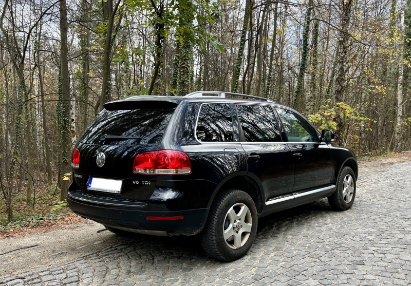 VW Touareg, снимка 8 - Автомобили и джипове - 45641961