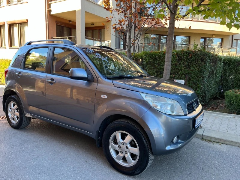 Daihatsu Terios Бензин/ Газ, снимка 6 - Автомобили и джипове - 47700737