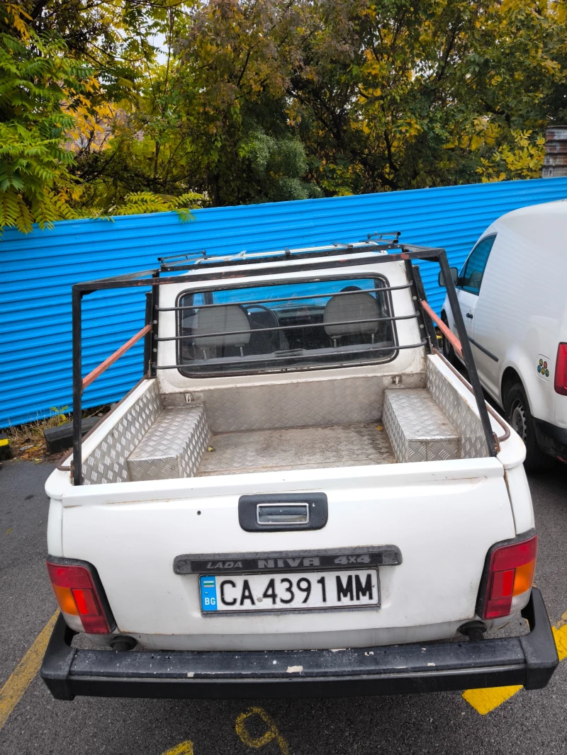 Lada Niva, снимка 4 - Автомобили и джипове - 52097295