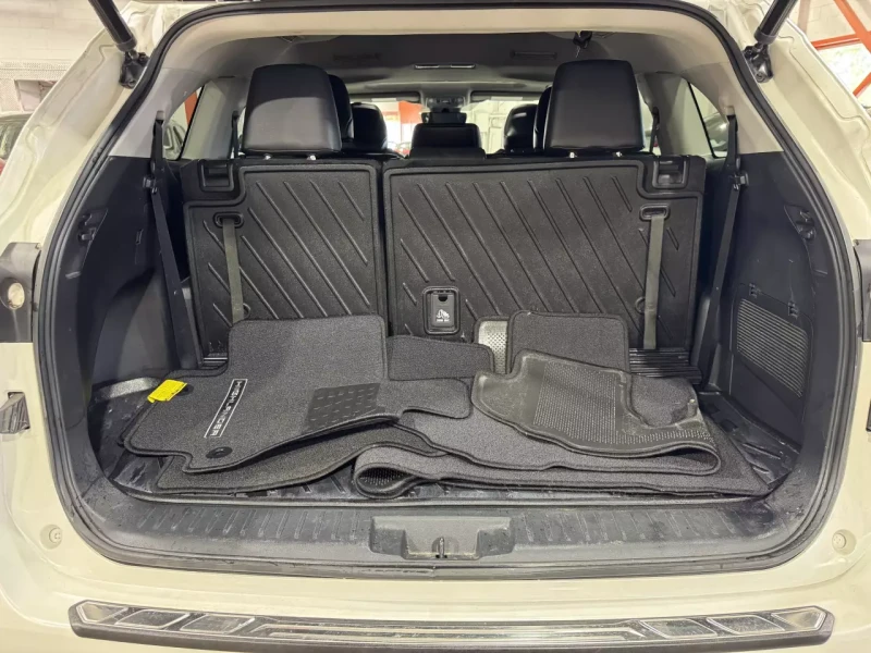 Toyota Highlander 3.5 V6 / XLE / 7 Seats / Carplay, снимка 5 - Автомобили и джипове - 52749534