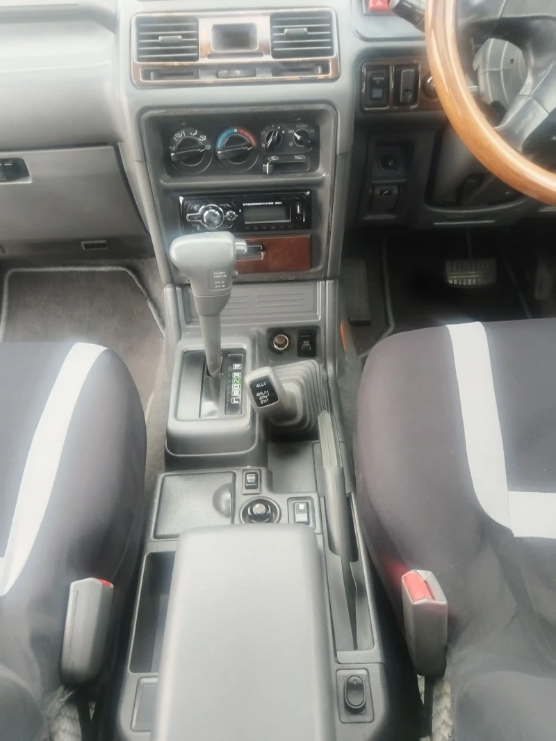 Mitsubishi Pajero V6 3000, снимка 9 - Автомобили и джипове - 52453868