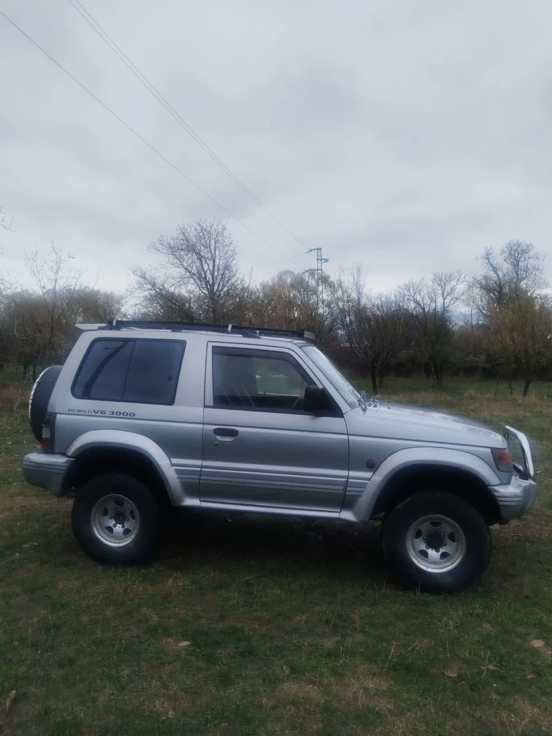 Mitsubishi Pajero V6 3000, снимка 4 - Автомобили и джипове - 52453868