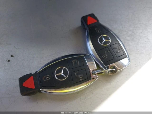 Mercedes-Benz GLC 300 4MATIC* AMG-PACK* BURMESTER* PANORAMA* ПОДГРЕВ* , снимка 15 - Автомобили и джипове - 54241465