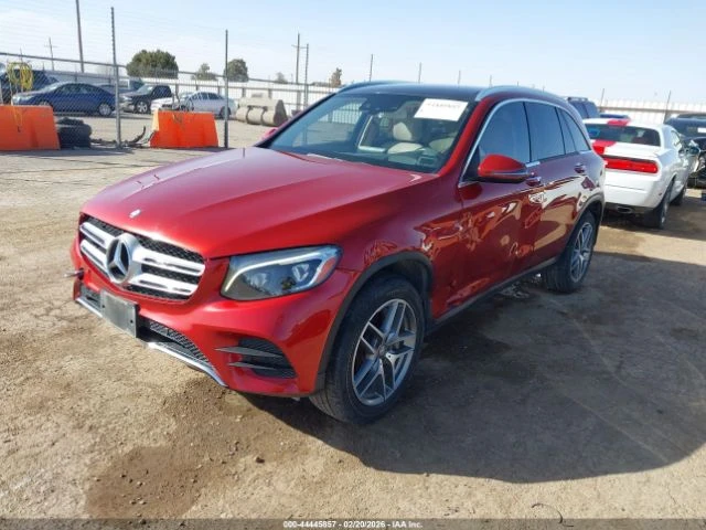 Mercedes-Benz GLC 300 4MATIC* AMG-PACK* BURMESTER* PANORAMA* ПОДГРЕВ* , снимка 7 - Автомобили и джипове - 54241465