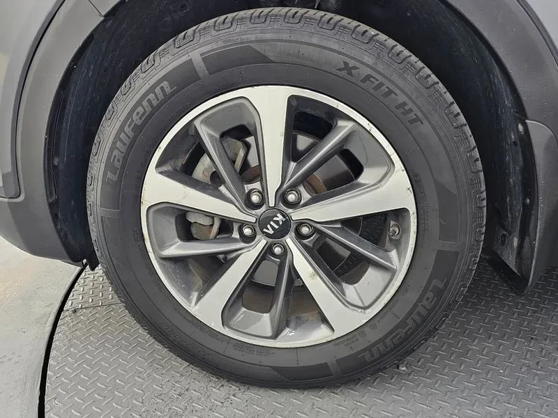 Kia Sorento 2.0 4WD PRESTIGE, снимка 5 - Автомобили и джипове - 54997172