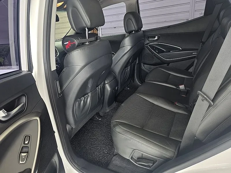 Hyundai Santa fe DIESEL 2.0 4WD VALUE PLUS, снимка 10 - Автомобили и джипове - 55294097