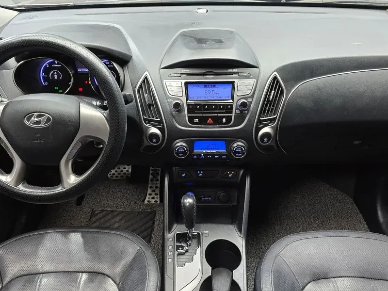 Hyundai Tucson Diesel 2Wd Lx20 Premier, снимка 7 - Автомобили и джипове - 55739911