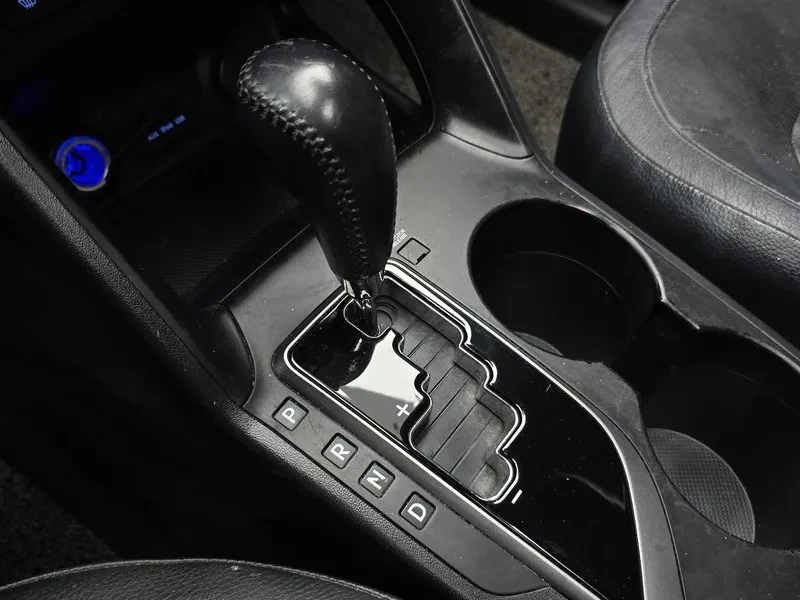 Hyundai Tucson Diesel 2Wd Lx20 Premier, снимка 9 - Автомобили и джипове - 55739911