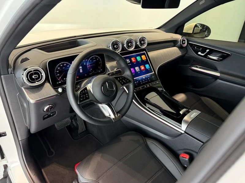 Mercedes-Benz GLC 220 2.0 654820 Automatic КРАЙНА ЦЕНА: 59877 EUR, снимка 11 - Автомобили и джипове - 55966522