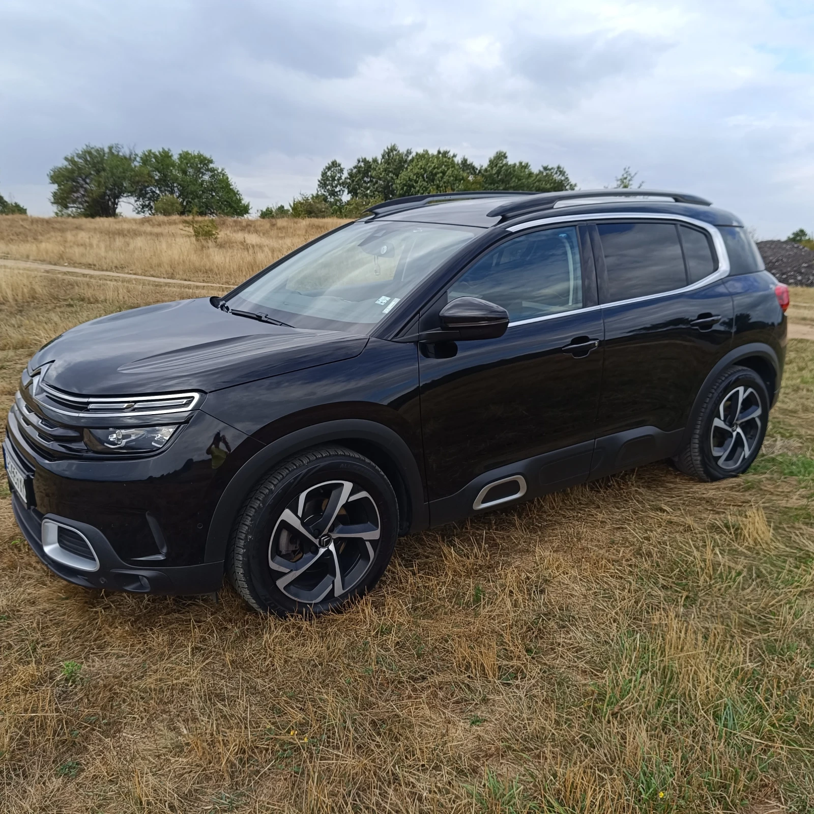 Citroen C5 Aircross 1.6i PURETECH 181EAT8 - изображение 6