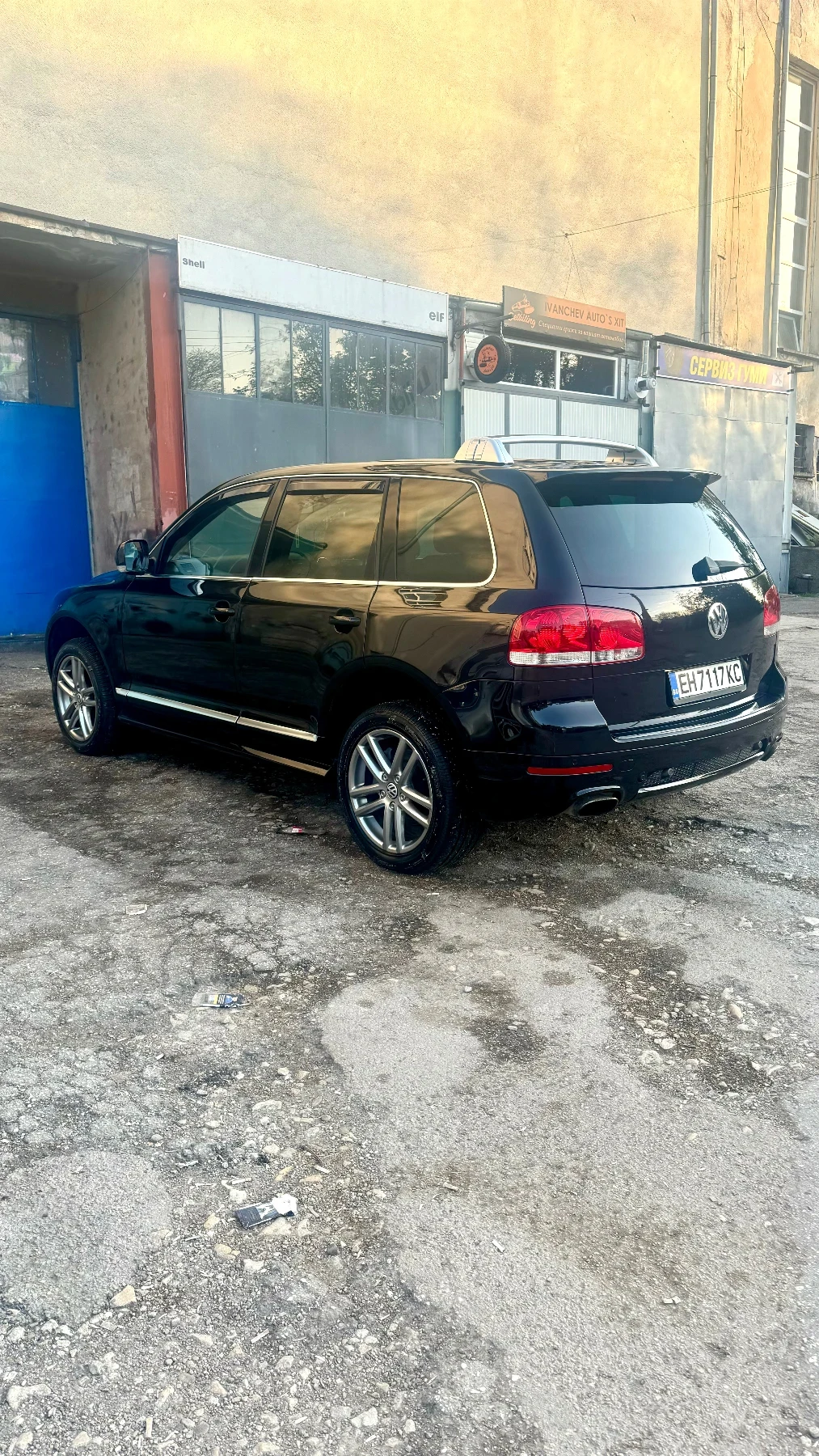 VW Touareg 3.0 - изображение 2