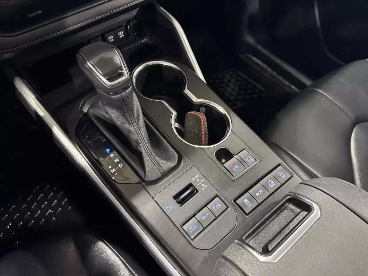 Toyota Highlander 3.5 V6 / XLE / 7 Seats / Carplay | Mobile.bg   11