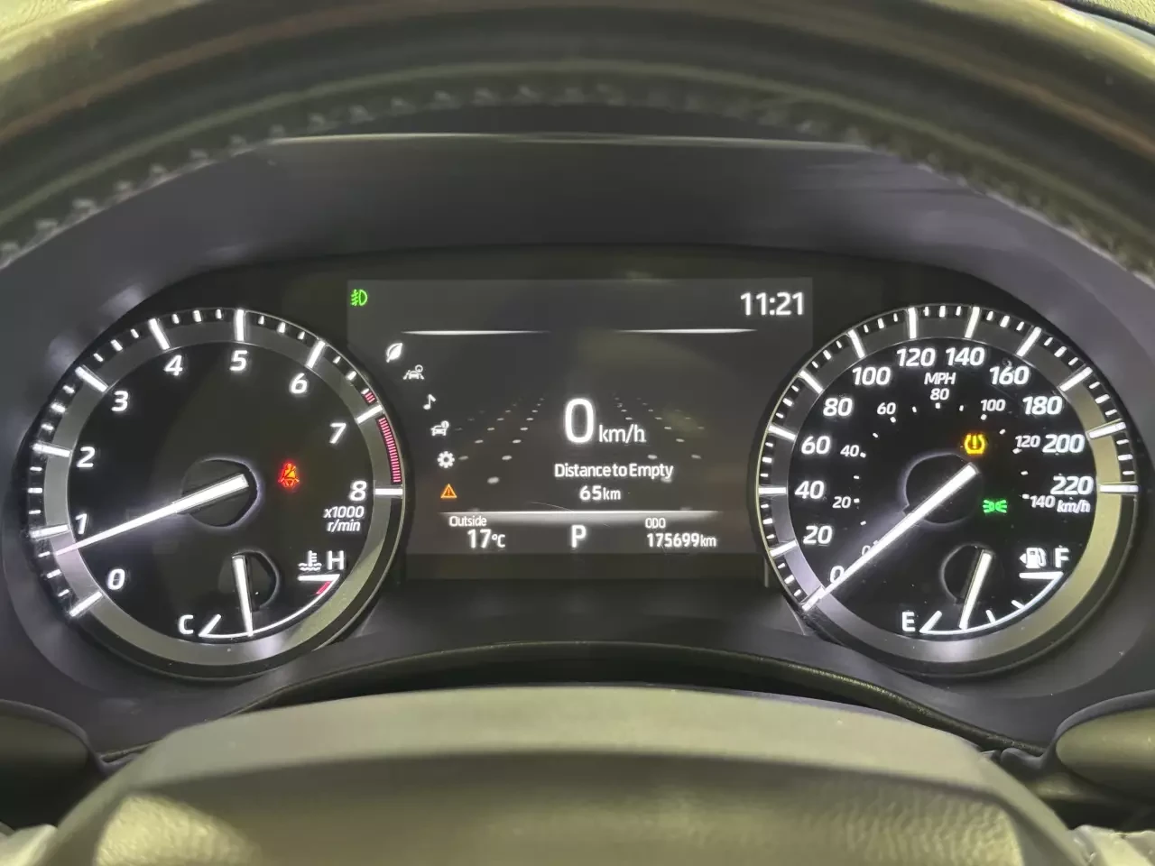 Toyota Highlander 3.5 V6 / XLE / 7 Seats / Carplay - изображение 8