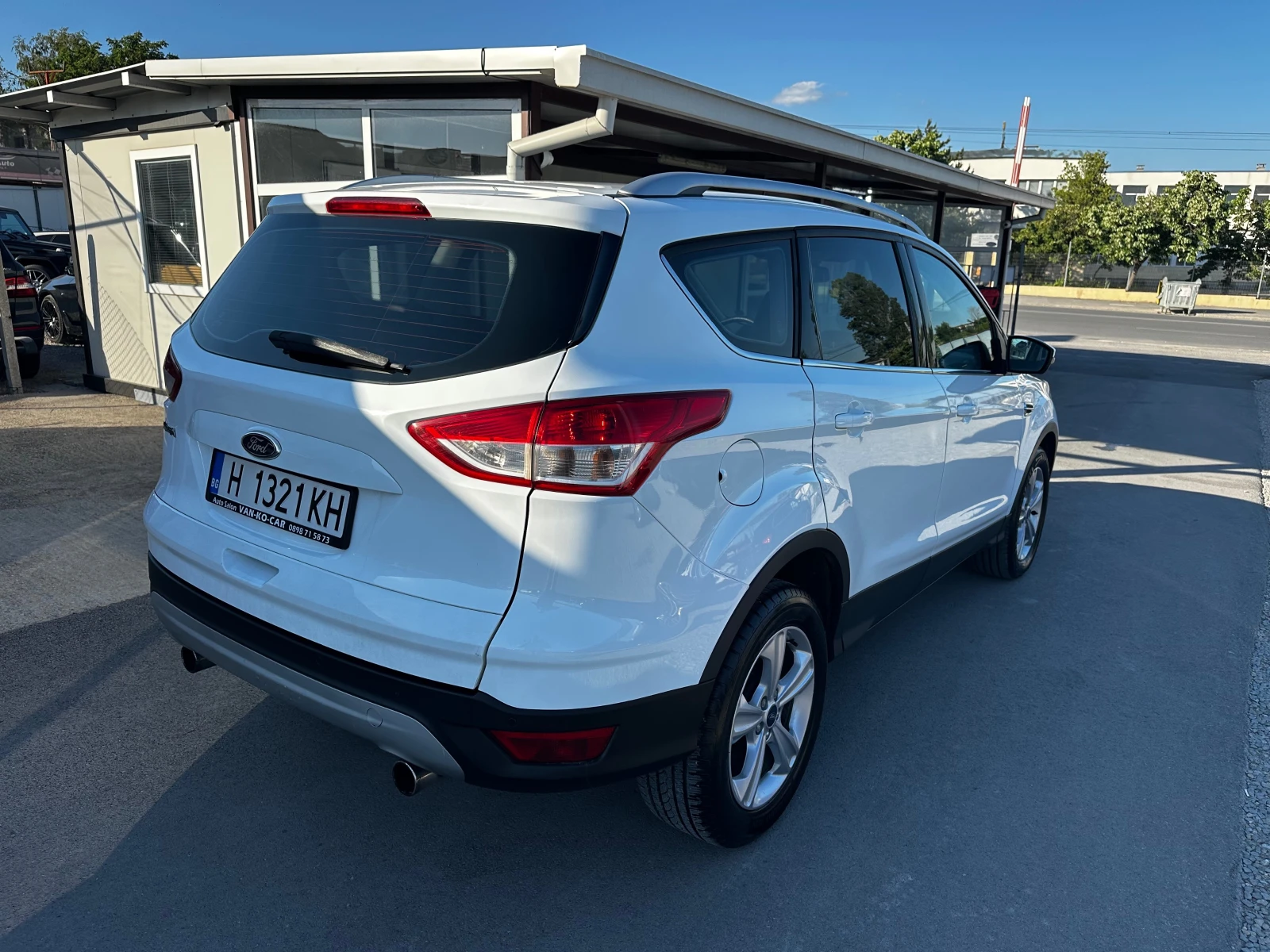 Ford Kuga 2.0TDCI 140к.с, снимка 2 - Автомобили и джипове - 54695622