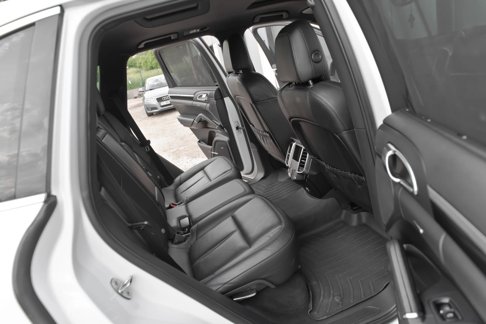 Porsche Cayenne TOP, снимка 13 - Автомобили и джипове - 54924970
