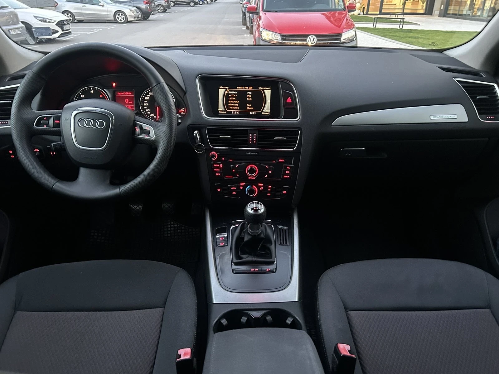 Audi Q5, снимка 7 - Автомобили и джипове - 56144582
