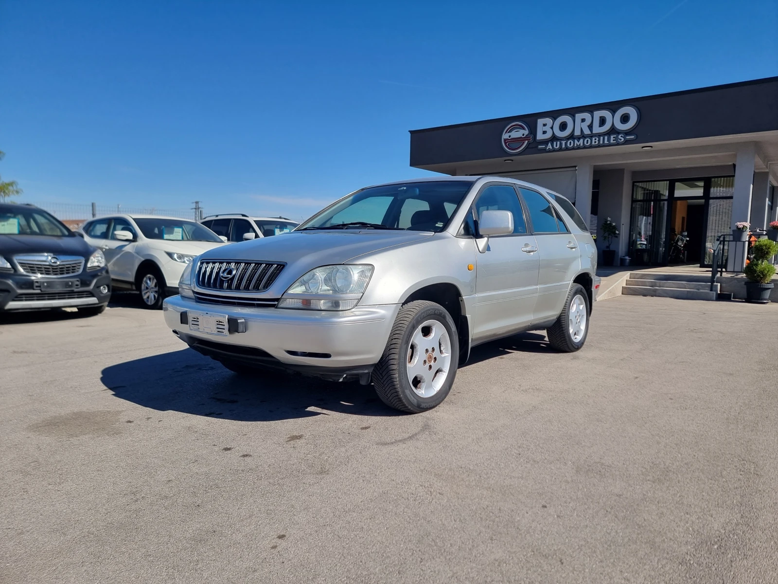 Lexus RX 300 3.0I GAZ, снимка 3 - Автомобили и джипове - 56357346