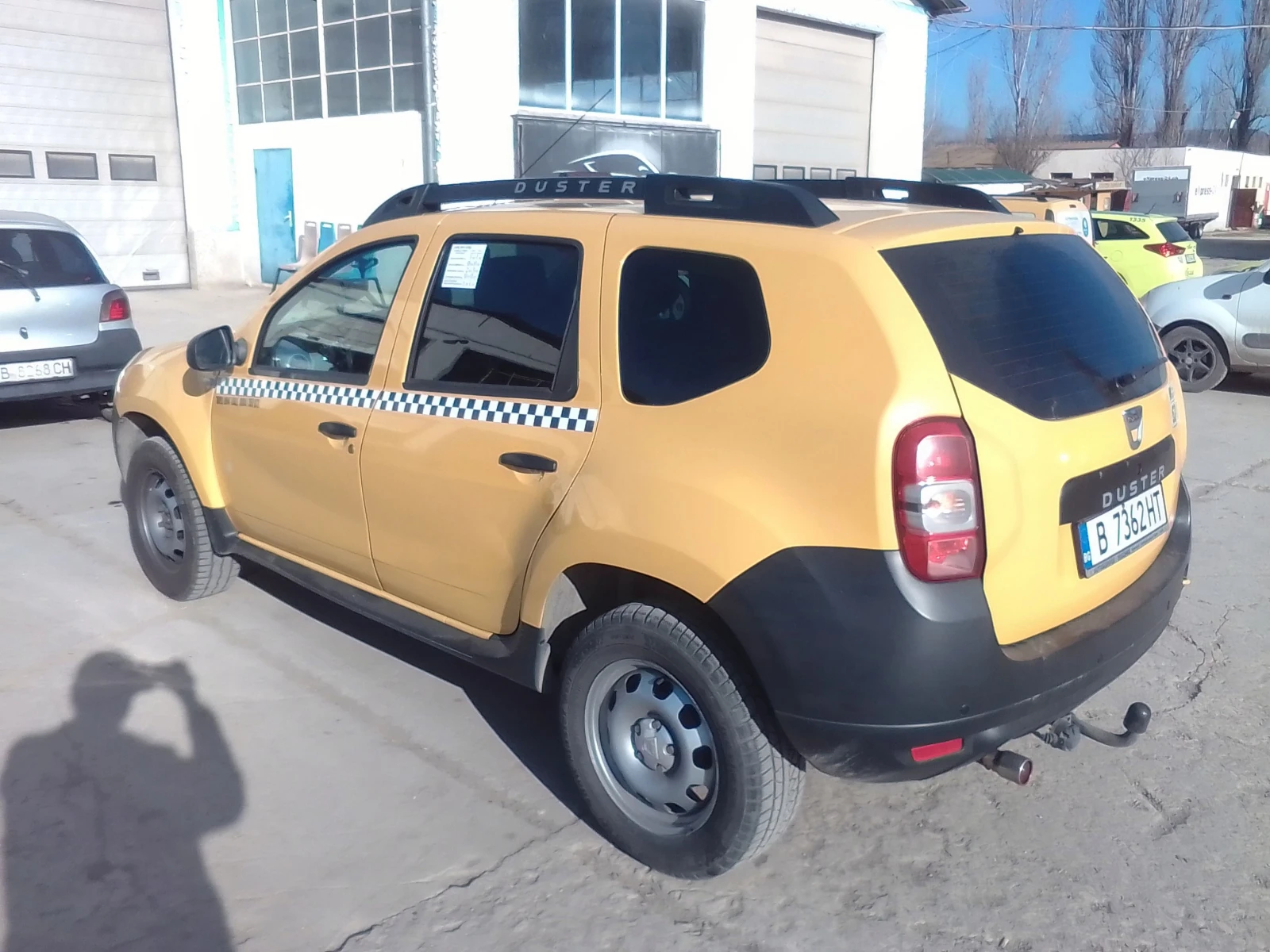 Dacia Duster, снимка 4 - Автомобили и джипове - 56739516