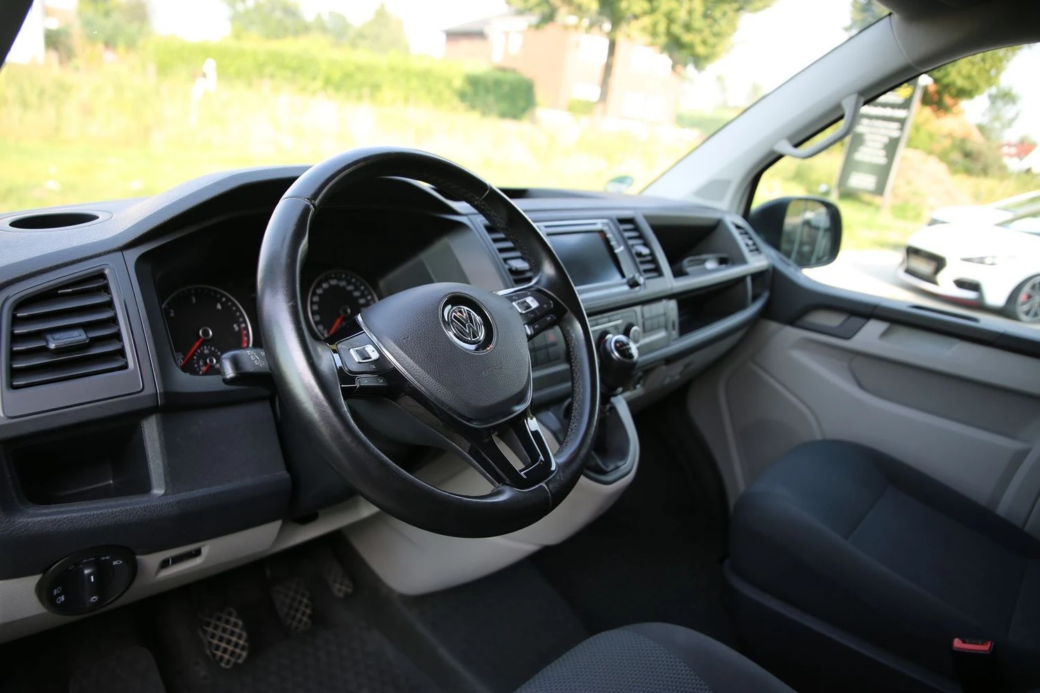 VW T6 2.0TDI  Transporter | Mobile.bg   11