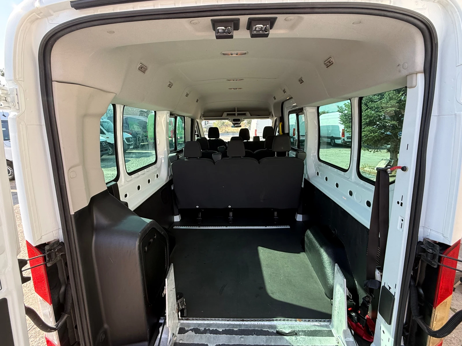 Ford Transit 9МЕСТА , 2хКЛИМА , ПЪТНИЧЕСКИ , FULL, снимка 16 - Бусове и автобуси - 55898176