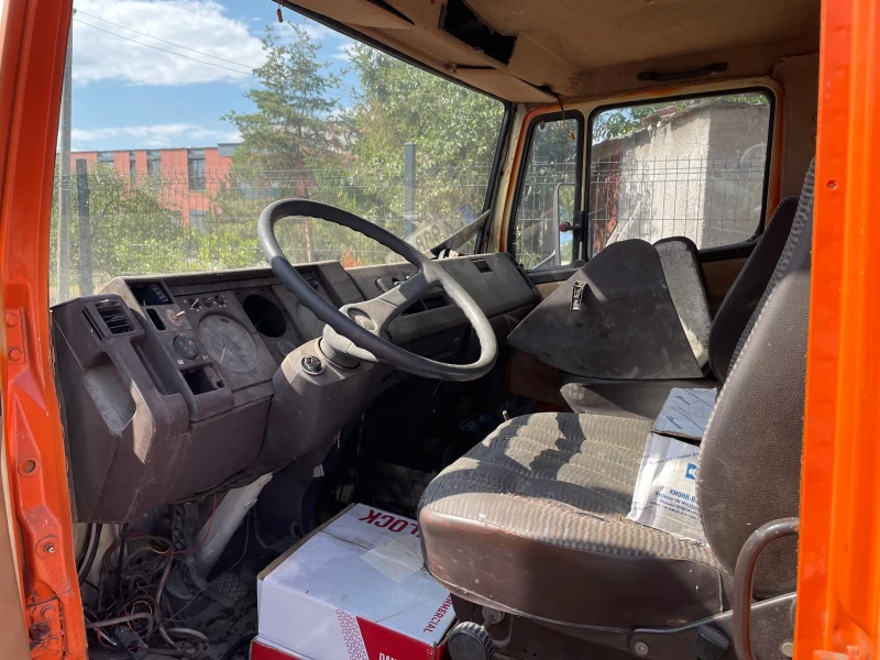 Mercedes-Benz 711 ПЪТНА ПОМОЩ, снимка 9 - Камиони - 51530428