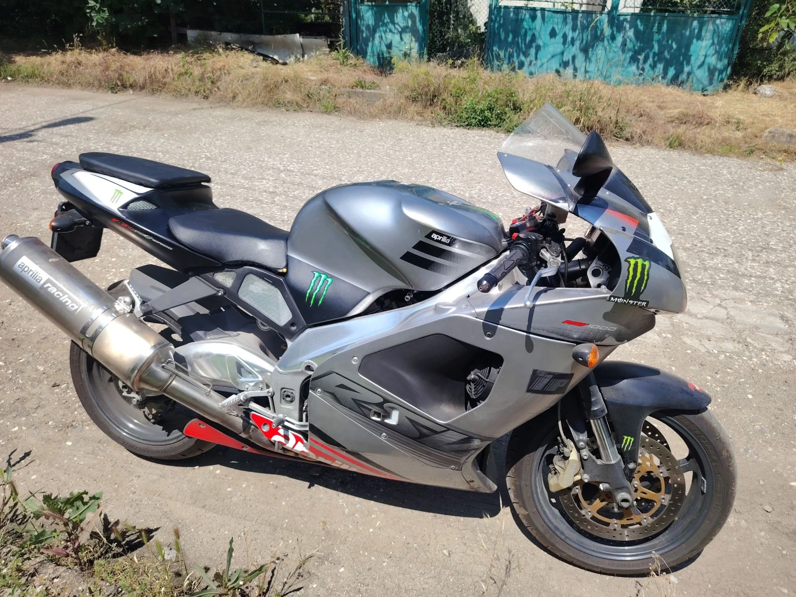 Aprilia RSV4