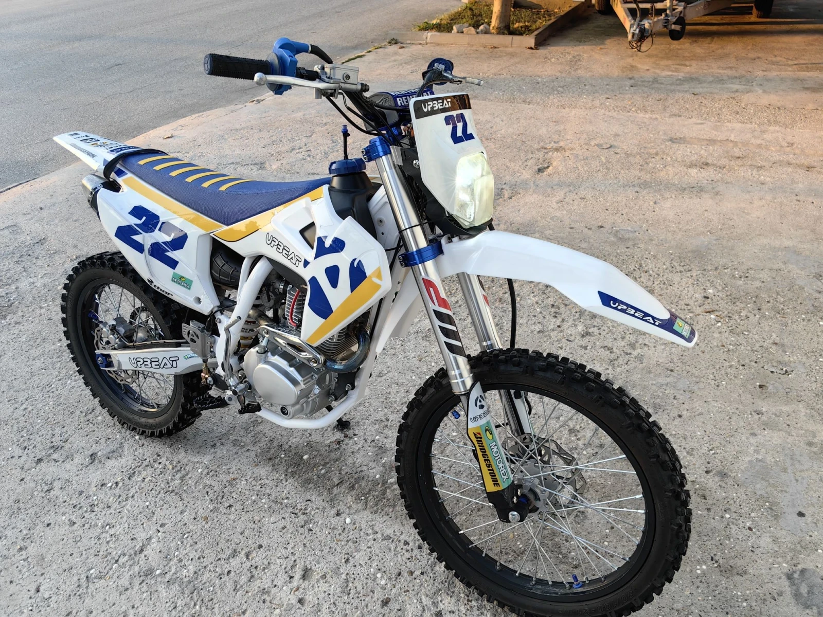 Barton OF-Road UPBEAT 250