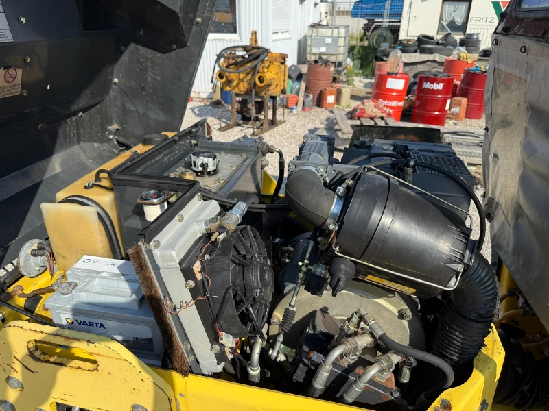 Валяк BOMAG BW 100 AD-3, снимка 13 - Индустриална техника - 51679147