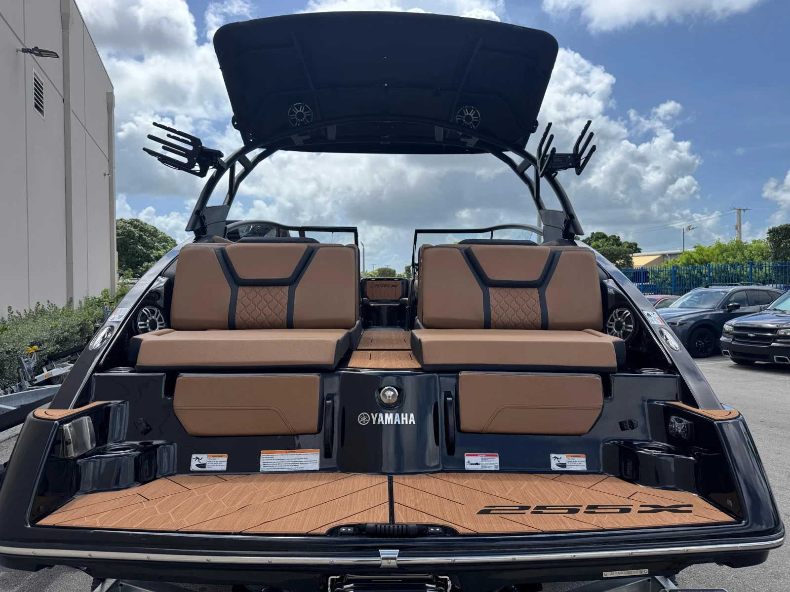   Yamaha 255XD | Mobile.bg   11