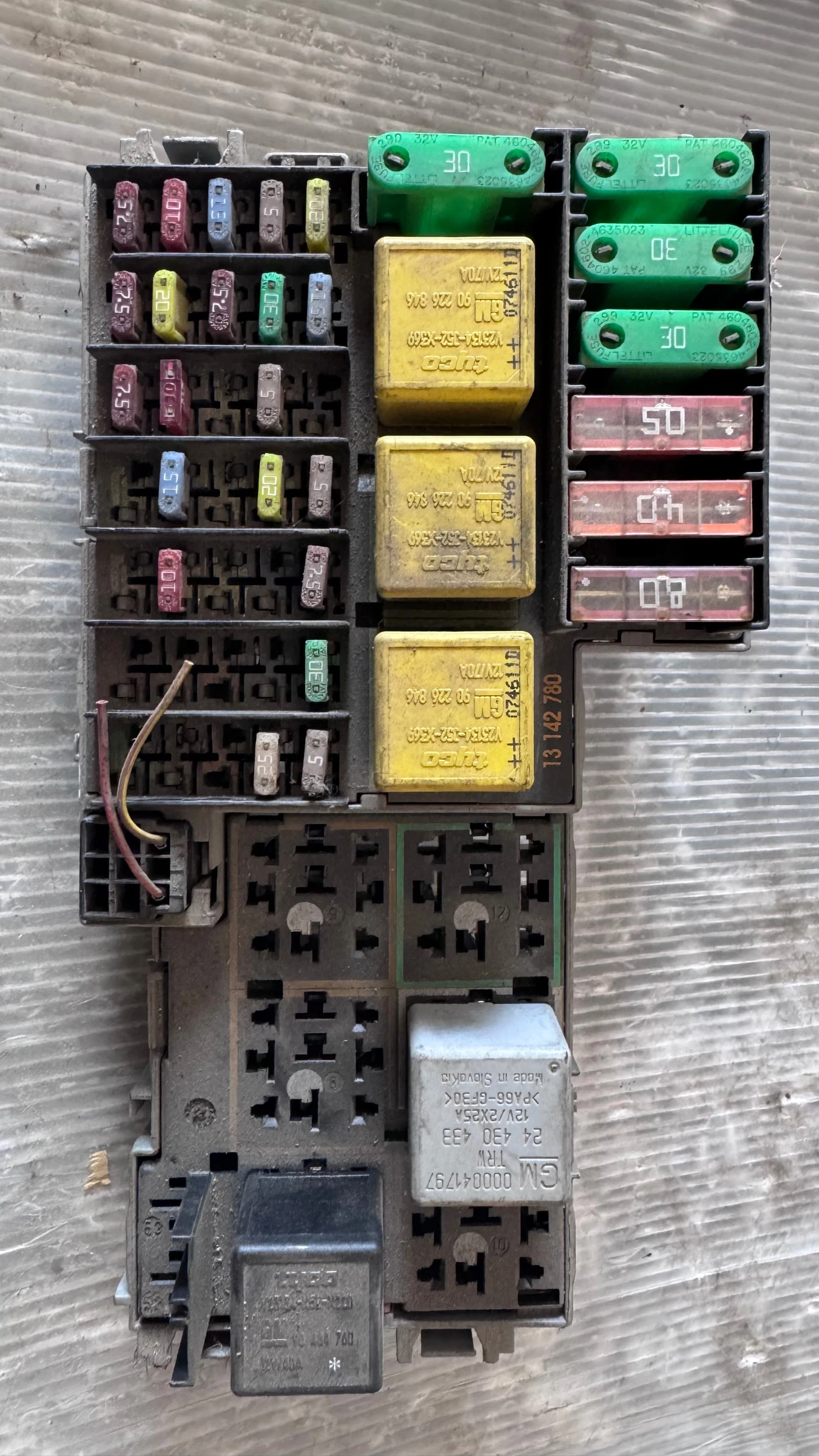   (  BSI / BSM )  Opel Combo - 13142780 | Mobile.bg   1