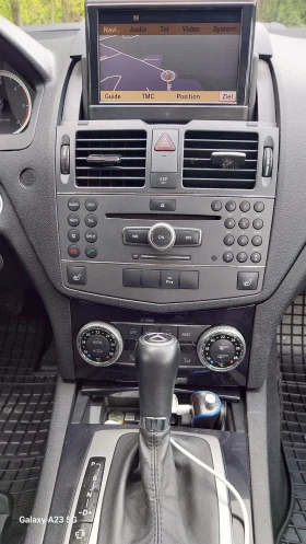 Mercedes-Benz C 220, снимка 8