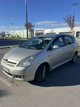 Toyota Corolla verso 2.2 D4D, снимка 5