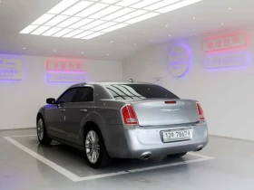 Chrysler 300c 3.6 - САМО 30% АВАНС, снимка 9