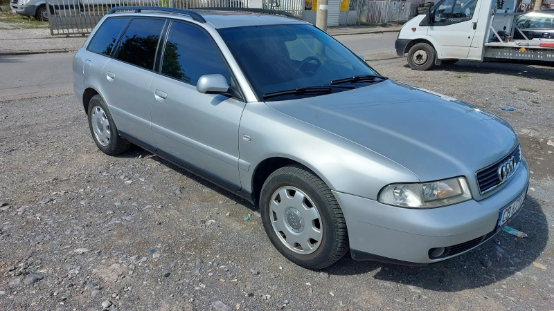 Audi A4 авант, снимка 5 - Автомобили и джипове - 47316528